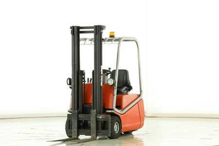 3-wiel elektrische heftrucks 2008  BT C-3-E-120 (1)