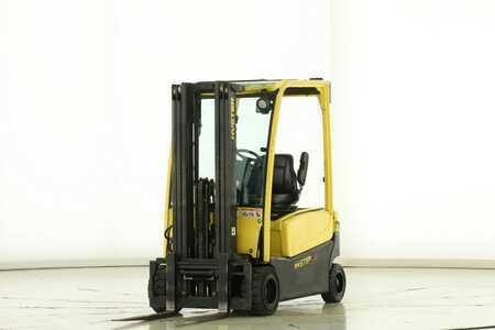 Carrelli elettrici 4 ruote 2016  Hyster J-1.8-XN-LWB (1)