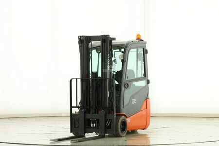 El Truck - 3-hjul 2017  Toyota 8-FBE-20-T (1)
