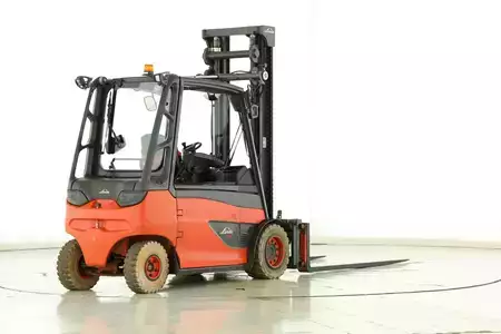 Eléctrico - 4 rodas 2018  Linde E-40-HL-01-600 (388) (2)