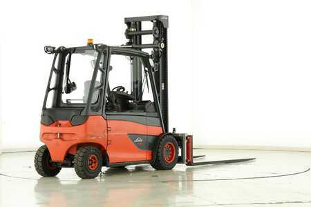 Elektro čtyřkolový VZV 2017  Linde E-40-HL-01-600 (388) (2)