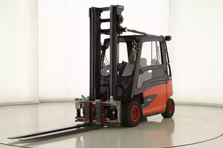 Eléctrico - 4 rodas 2020  Linde E-40-HL-01-600 (388) (5)