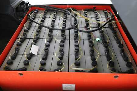 Elektro čtyřkolový VZV 2018  Linde E-40-HL-01-600 (388) (3)