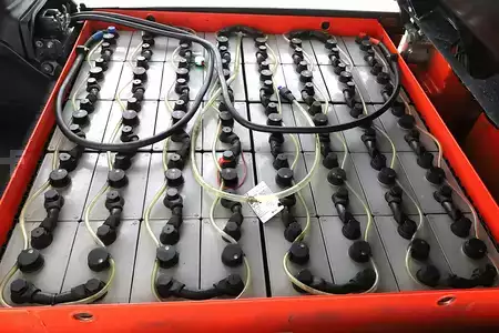 Eléctrico - 4 rodas 2018  Linde E-40-HL-01-600 (388) (3)