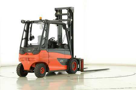 Elektro čtyřkolový VZV 2018  Linde E-40-HL-01-600 (388) (2)