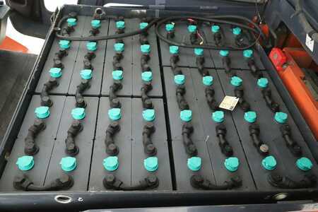 Elektro čtyřkolový VZV 2015  Toyota 8-FBMT-50 (3)