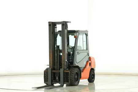 Dieselový VZV 2018  Toyota 06-8-FD-30-F (1)