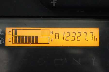 Dieselový VZV 2018  Toyota 06-8-FD-30-F (4)