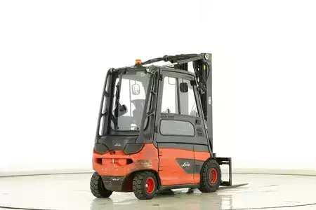 Electric - 4 wheels 2016  Linde E-30-L-02 (387) (2)