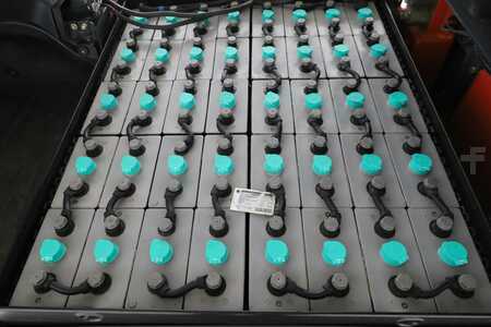 Elektro čtyřkolový VZV 2016  Linde E-30-L-01 (387) (3)
