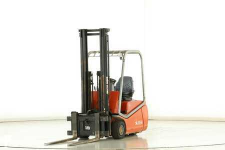 Elektro tříkolové VZV 2004  BT CBE-15-T (1)