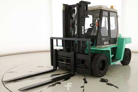Diesel heftrucks 2007  Mitsubishi FD-70 (5)