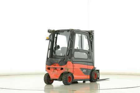 Carrelli elettrici 4 ruote 2016  Linde E-25-L-01 (387) (2)