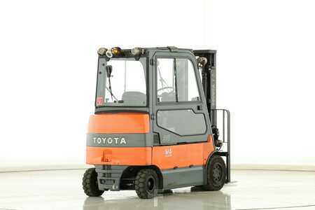 Elektro čtyřkolový VZV 2004  Toyota 7-FBMF-30 (2)