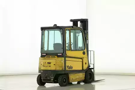 Electric - 4 wheels 2005  Yale ERP-30-ALF-E-2545 (2)