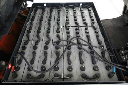 Carrelli elettrici 4 ruote 2018  Linde E-30-HL-01-600 (387) (3)