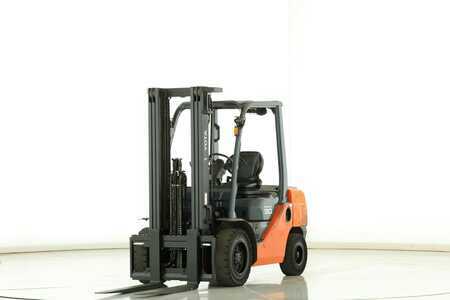 Dieselový VZV 2016  Toyota 52-8-FDF-30 (1)