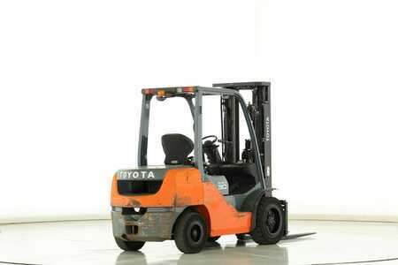 Dieselový VZV 2016  Toyota 52-8-FDF-30 (2)