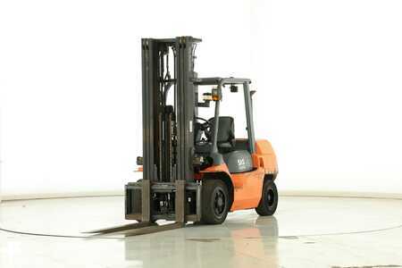 Dieselový VZV 2010  Toyota 42-7-FD-35 (1)