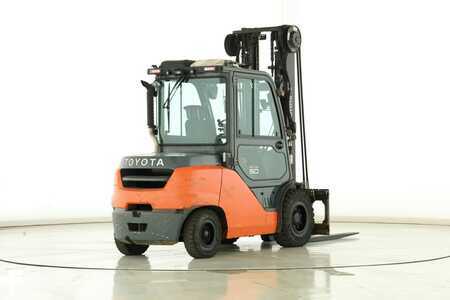 Dieseltrukki 2017  Toyota 40-8-FD-50-N (2)