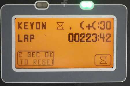 Elektro čtyřkolový VZV 2014  Toyota 8-FBMT-35 (4)