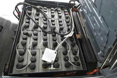 Elektromos 3 kerekű 2010  Toyota 8-FBET-15 (3)