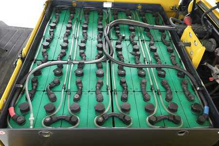 Elektro 4 Rad 2019  Yale ERP-35-VL-E-2745 (3)