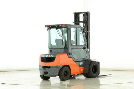 Dieseltrukki 2019  Toyota 02-8-FDF-30 (2)