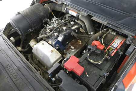 Chariots élévateurs diesel 2020  Toyota 40-8-FD-60-N (3)