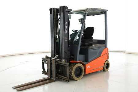 Eléctrico - 4 rodas 2015  Toyota 8-FBMKT-30 (7)