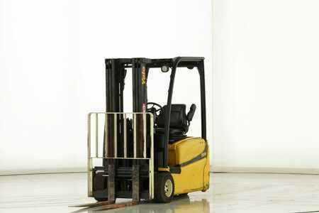 Elektro 3 Rad 2010  Yale ERP-18-VT (1)