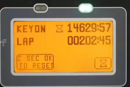 Sähkö - 4 pyör 2014  Toyota 8-FBMT-35 (4)