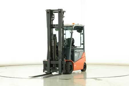 Elektro čtyřkolový VZV 2018  Toyota 8-FBMT-35 (1)