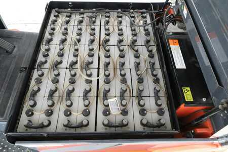 Elektro čtyřkolový VZV 2018  Toyota 8-FBMT-35 (3)