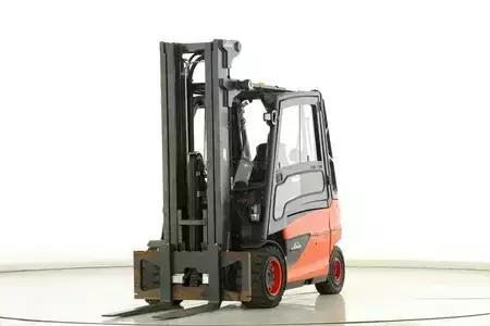 Elektromos 4 kerekű 2020  Linde E-50-HL-01-600 (388) (1)