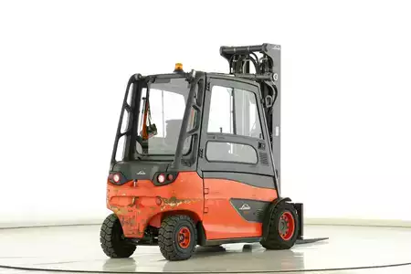 Elektromos 4 kerekű 2020  Linde E-50-HL-01-600 (388) (2)