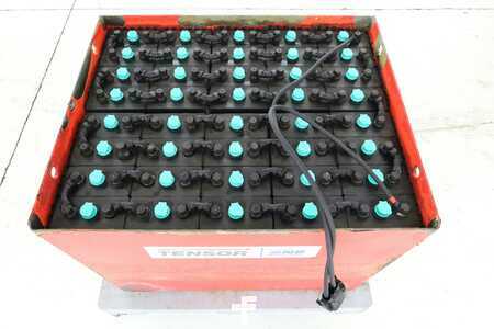 Carrelli elettrici 4 ruote 2017  Linde E-30-HL-01-600 (387) (5)
