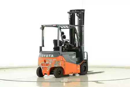 Sähkö - 4 pyör 2016  Toyota 8-FBMT-30 (2)