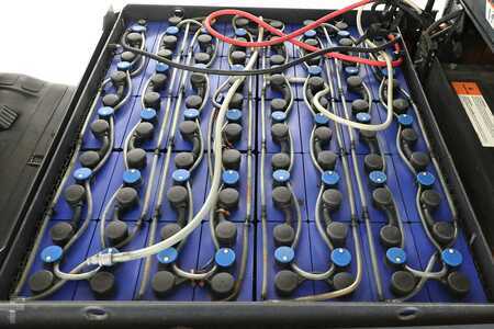 Elektro čtyřkolový VZV 2016  Toyota 8-FBMT-30 (3)