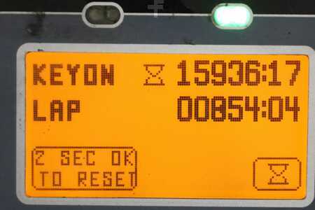 Elektro čtyřkolový VZV 2016  Toyota 8-FBMT-30 (4)