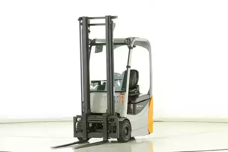 Chariots électriques à 3 roues 2018  Still RX-50-15 (1)