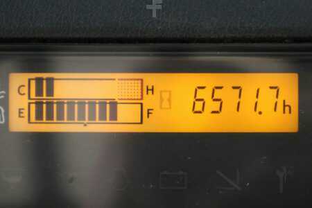 Dieseltrukki 2013  Toyota 42-7-FDA-50 (4)