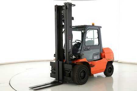 Dieseltrukki 2013  Toyota 42-7-FDA-50 (6)