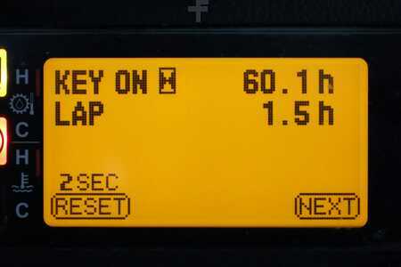 Dieselový VZV 2023  Toyota 40-8-FD-40-N (4)