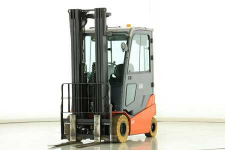 Elektro 4 Rad 2017  Toyota 8-FBMKT-25 (1)