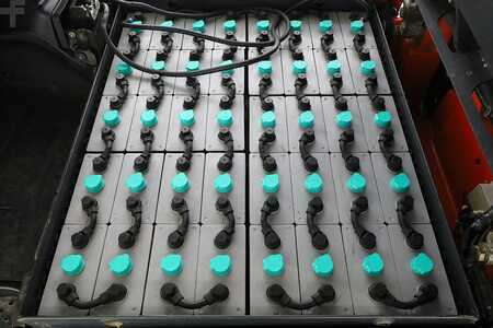 Carrelli elettrici 4 ruote 2014  Linde E-25-L-01 (387) (3)