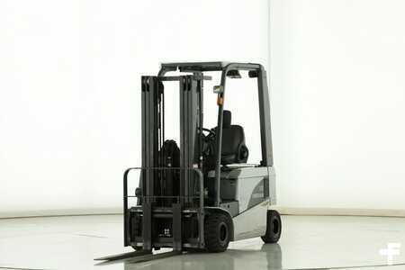 Elektro 4 Rad 2010  Nissan JG-1-N-1-L-16-Q (1)