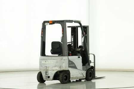 Elektro 4 Rad 2010  Nissan JG-1-N-1-L-16-Q (2)