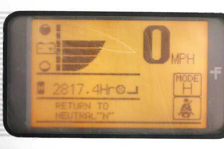 Elektro 4 Rad 2010  Nissan JG-1-N-1-L-16-Q (5)