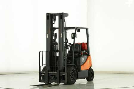 Gas truck 2014  Doosan G-20-E-5 (1)